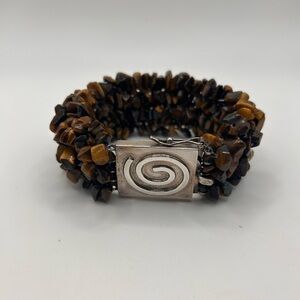 Vintage tigers eye sterling silver clasp cuff bracelet